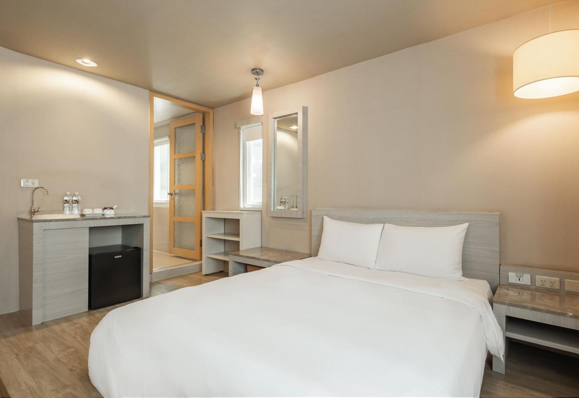 Kindness Hotel - Hanshen Kaohsiung Habitación foto
